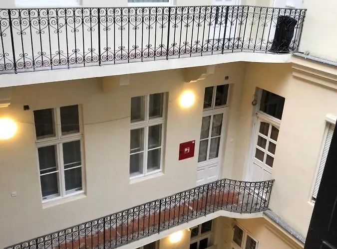 Superior Studio