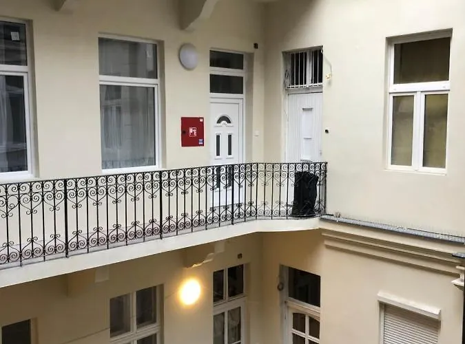 Superior Studio